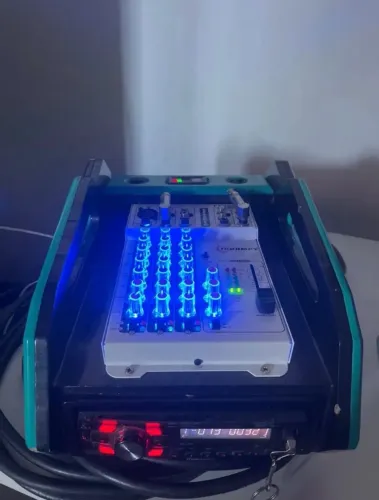 Mesa de som/ hack movel/ som automóvel