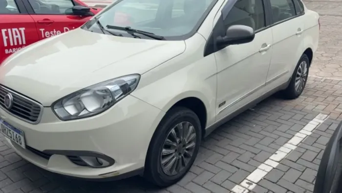 Fiat Grand Siena Essen.sublime Dual. 1.6 Flex 2017