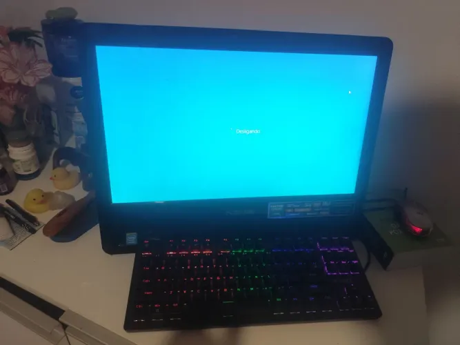 Vende-se computador da Positivo usado