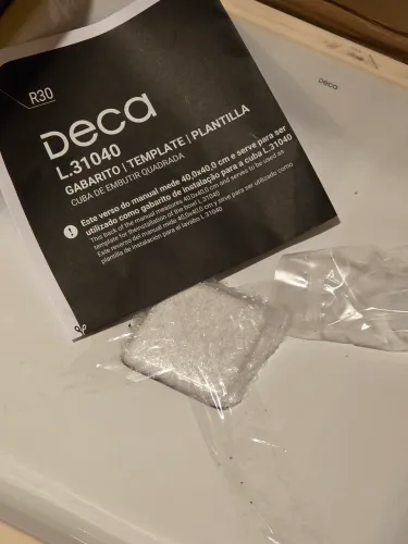 Três cubas de embutir Deca 40cm