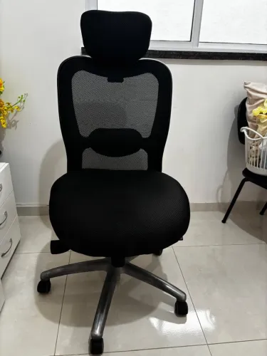 CADEIRA GIRATÓRIA