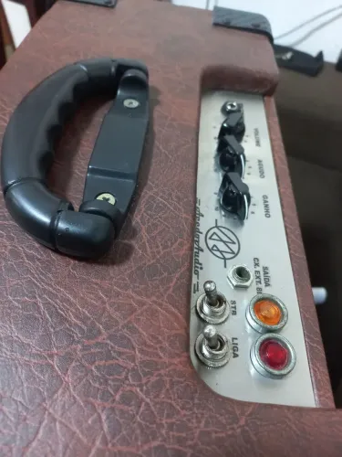 Amplificador acedo valvulado 276