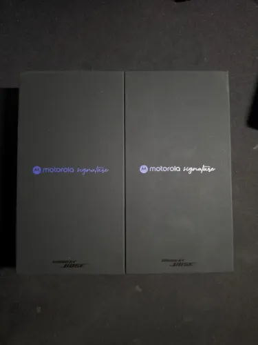 Motorola Signature 5G 512GB 24GB Verde Oliva Tela 1.5K extreme Amoled 165hz