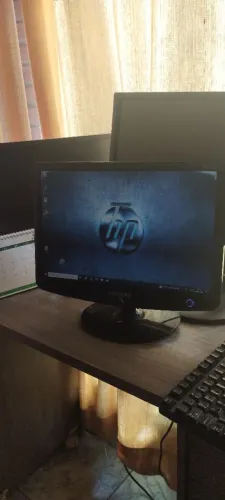Monitor Samsung 17 polegadas SunkMasyer 732nw