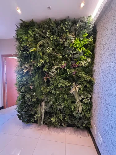 Painel de planta artificial