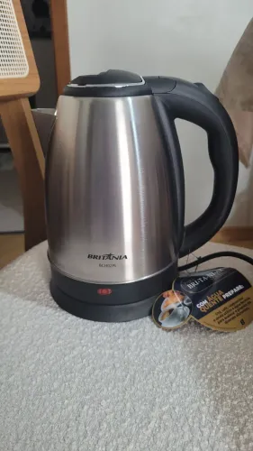 Chaleira eletrica Britania 1,8 litros NOVA