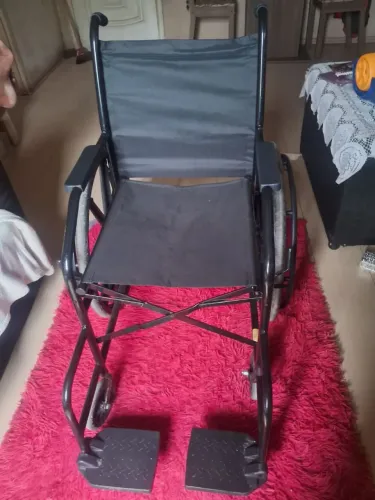 CADEIRA RODAS Semi nova