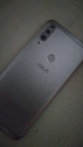 Celular Asus (Ritirada de peças)