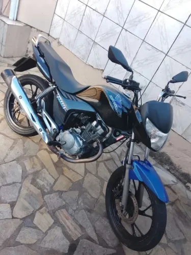 Titan 2011 a mais linda de Aracaju, vale a pena conferir, nas roda pé de galinha da Start.
