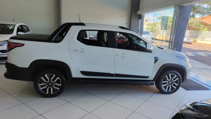 Fiat Strada Ranch 1.0 Flex Turbo CD Aut. 2025