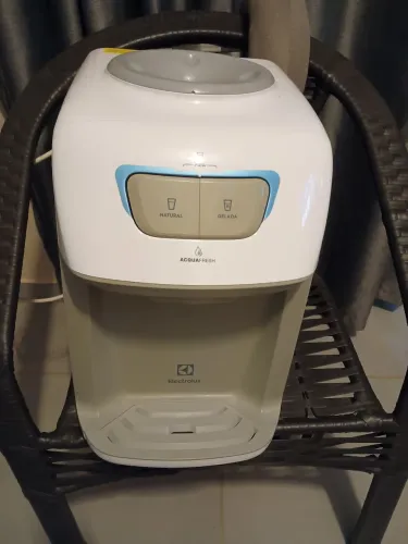 Bebedouro Electrolux bivolt
