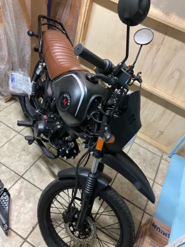 SHINERAY WORKER 150cc 0KM (NUNCA RODOU)