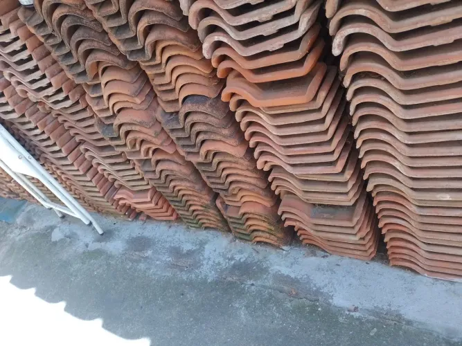 Vendo 400 telhas portuguesa