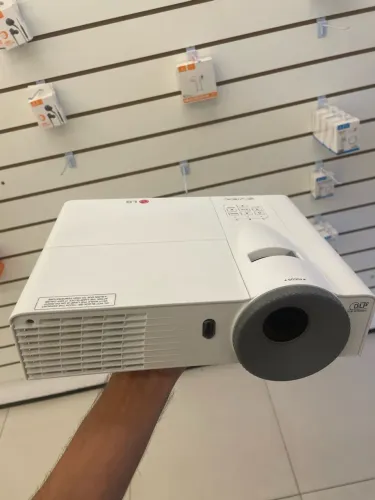 Projetor LG BE20-SD - garantia 6 Meses - loja física