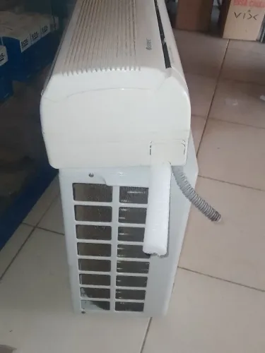 Vendo central de ar 9 mil BTUs convencional 