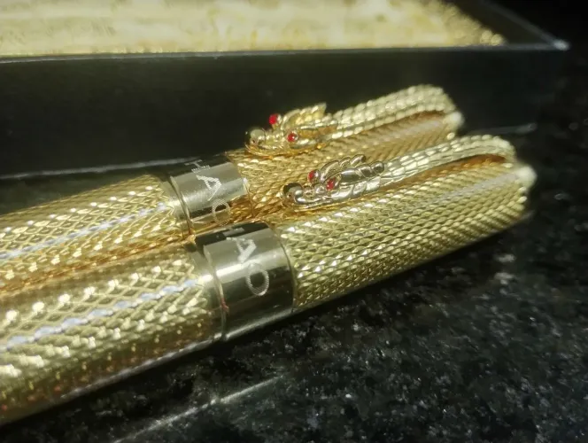 Jogo de canetas Jinhao1200 Golden Dragon