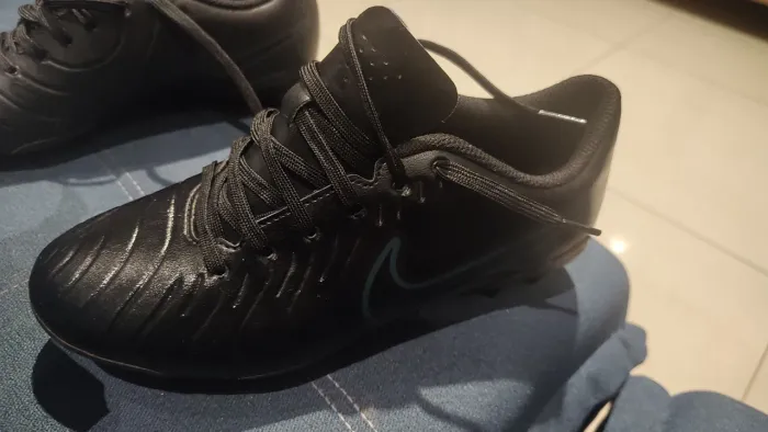 Chuteira campo Nike tiempo 10 club tamanho 36