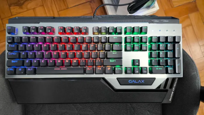 Excelente Teclado mecânico Galax STEALTH STL-01