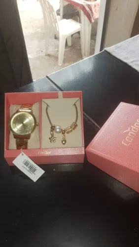 Relógio novo, nunca usado com garantia de troca