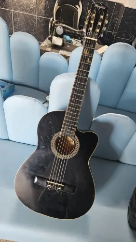 Doação de violão