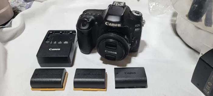 Camera cânon 80d