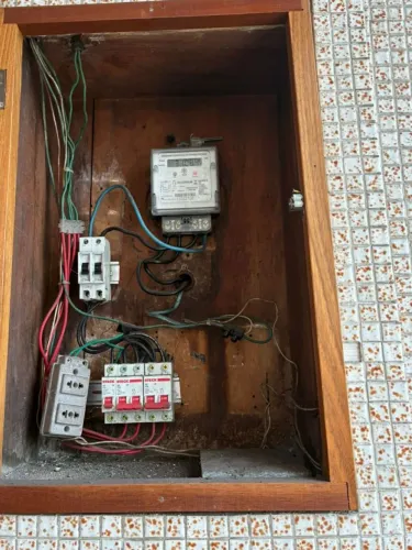 Eletricista instalador