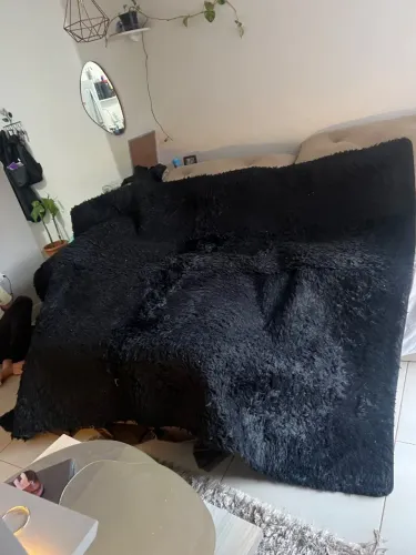 Tapete 2x2,50 Riachuelo  preto 