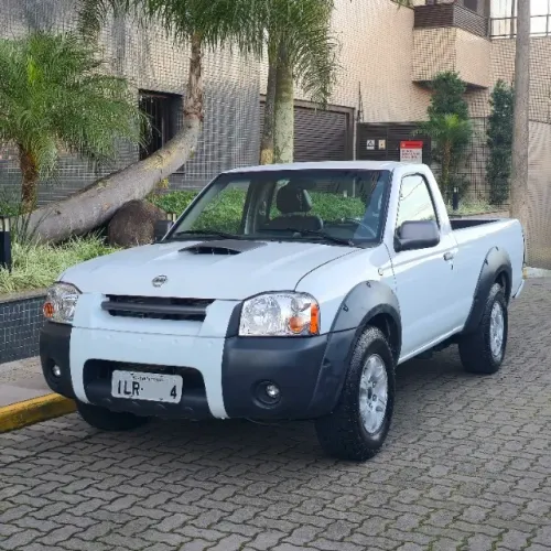 Nissan Frontier XE CS 4X2 2.8 TB Interc. Dies. 2004