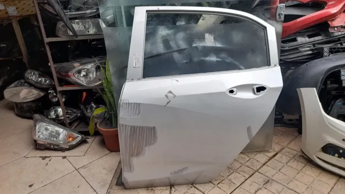 Porta Traseira Esquerda Onix 2020 2021.2022.2023 2024 2025 hatch
