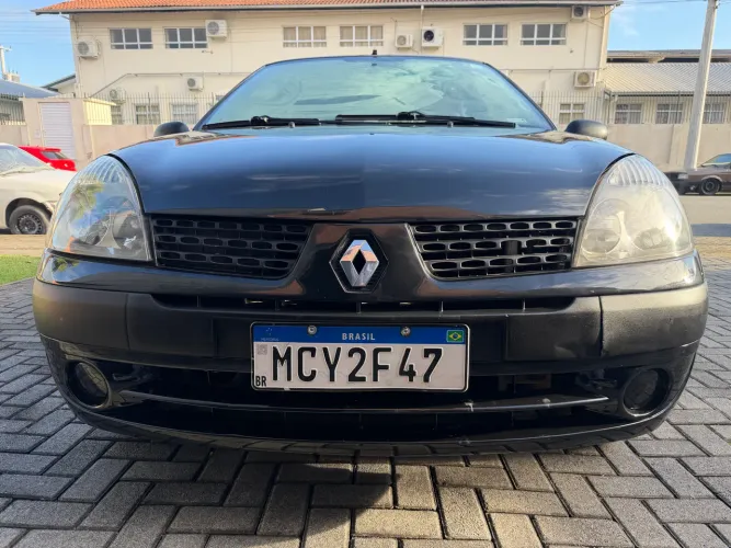 Renault Clio Sed. Authentique Hi-flex 1.6 16V 4P 2005
