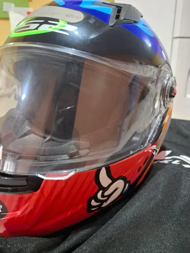 Capacete LS2 semi novo