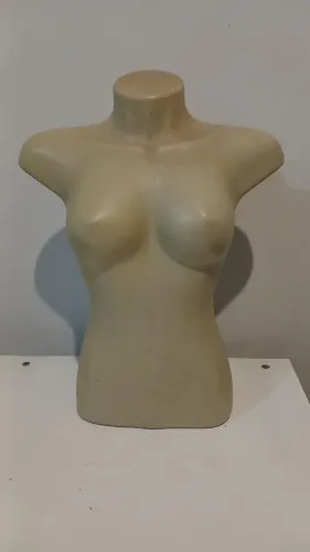 Manequim meio busto