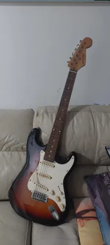 Guitarra Memphis by Tagima