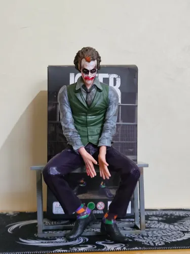 Boneco do Coringa Realista Action Figure 