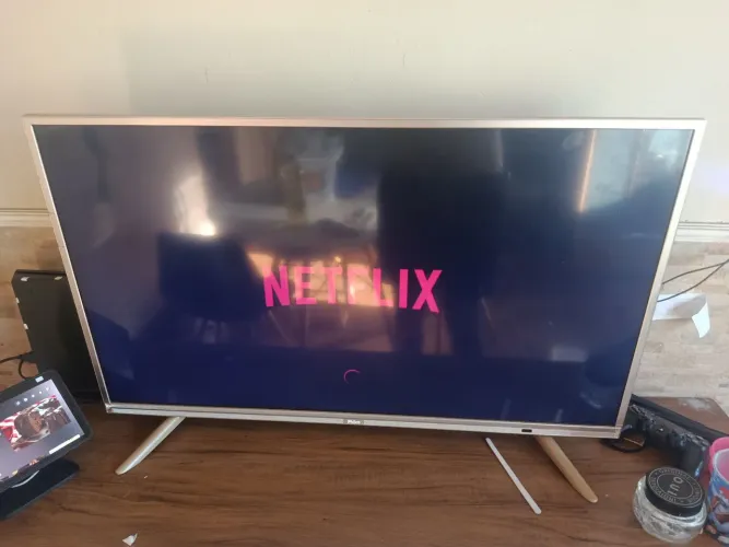 SMART TV Philco 43 - Sem marcas de uso