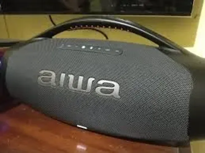 CAIXA DE SOM BOMBOX AIWA 220W