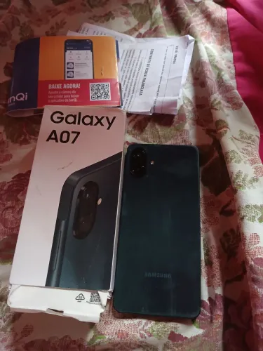 A07 tela trincada só 4 meses de uso pra vender logo