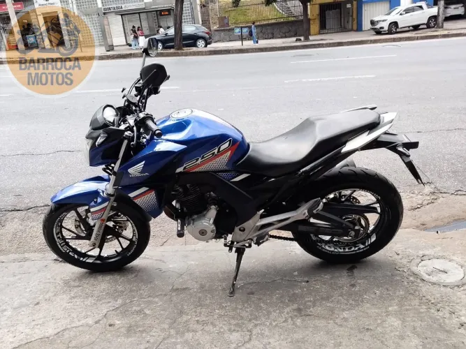 CB 250F TWISTER CBS * EXTRA !!! * AZUL 2022/2022