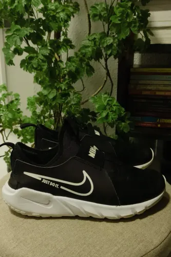 Nike Flex Advance