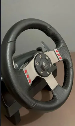VOLANTE LOGITECH G-27 - MUITO NOVO