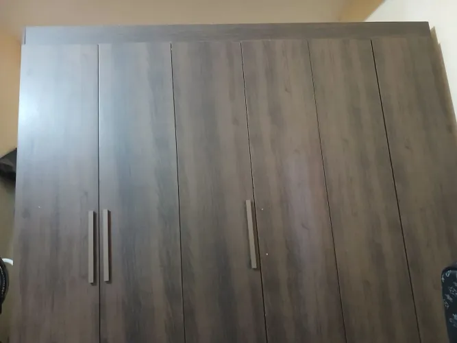 Guarda roupa 6 portas 2 gavetas