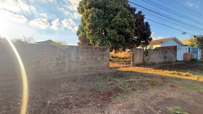 TERRENO À VENDA BAIRRO UNIVERSITÁRIO 300 m²