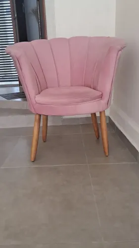 Poltrona estofada concha