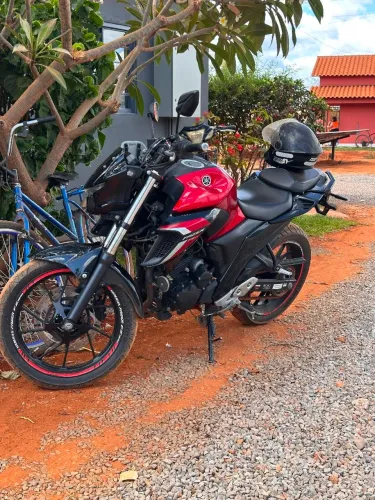 Fz 25 2024 com baixíssima quilometragem,pegar e andar