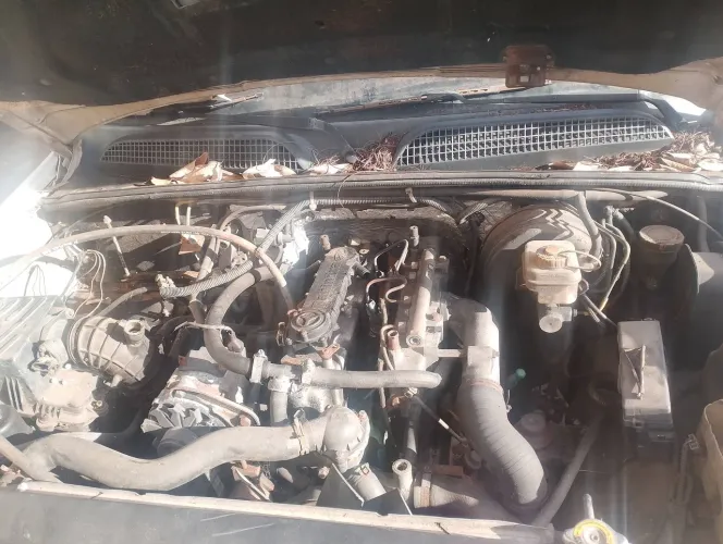 Motor mahindra 2.6