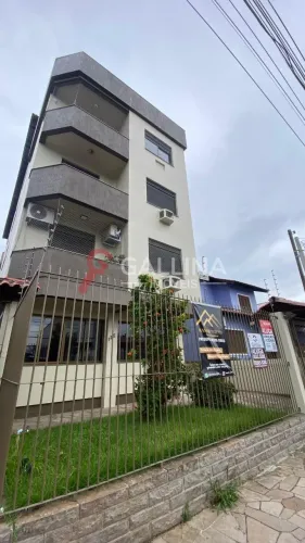 Apartamento cobertura para alugar com 2 dormitórios, 2 banheiros e vaga coberta no bairro