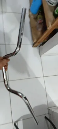 Guidão de cg, tbm de bicicleta, seminovo, para vender ou trocar