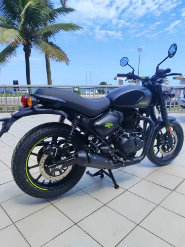HUNTER 350cc/DAIANA