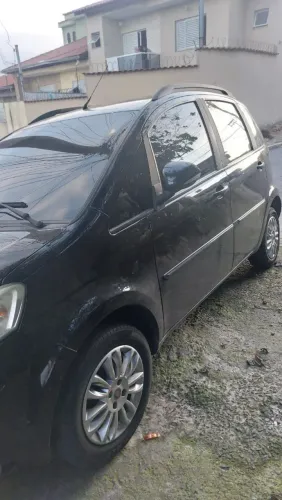 Fiat Idea Attractive 1.4 Fire Flex 8V 5P 2011