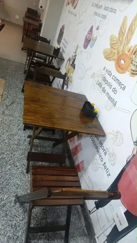 Conjunto Mesa de Madeira + 2 Cadeiras | Seminovo